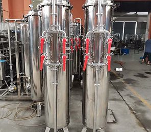 2000L stainless steel water filtration tank for industrial water treatment